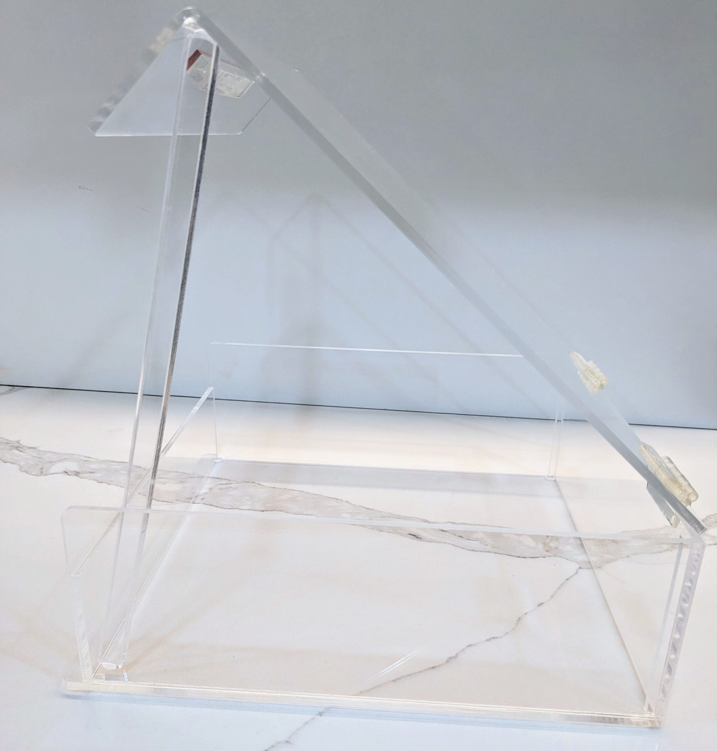 Handmade Acrylic Matzah Box for Shmurah Matzah – Customizable with Gold 3D Lettering - With Lid support stick - Image 5